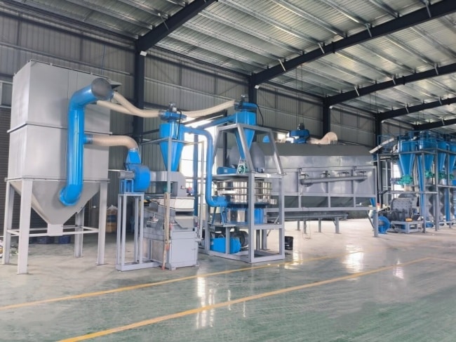 Vietnam lithium battery powdering recycling equipment line site - Ecocycle